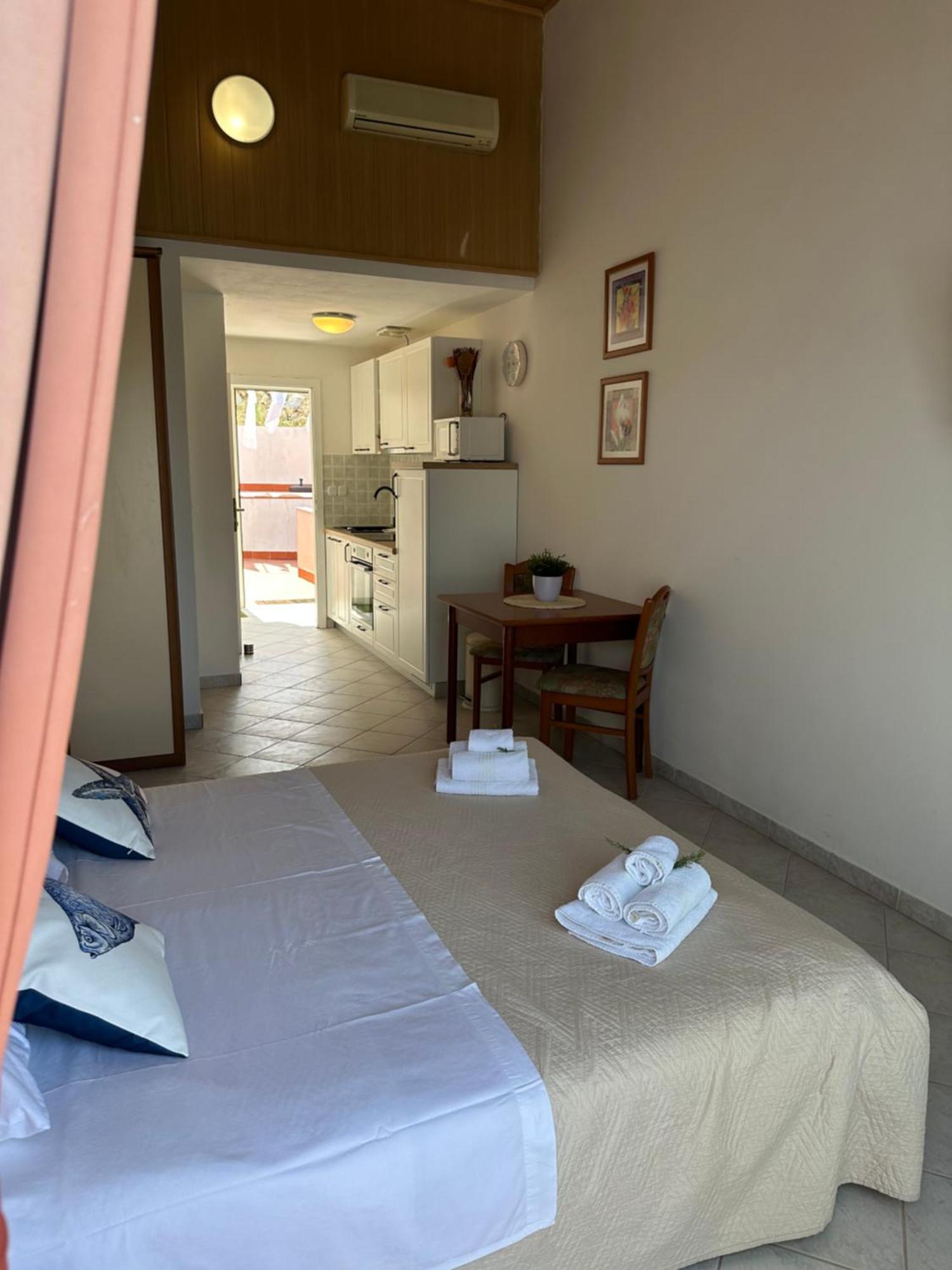 Apartments Marija Lastovo Luaran gambar